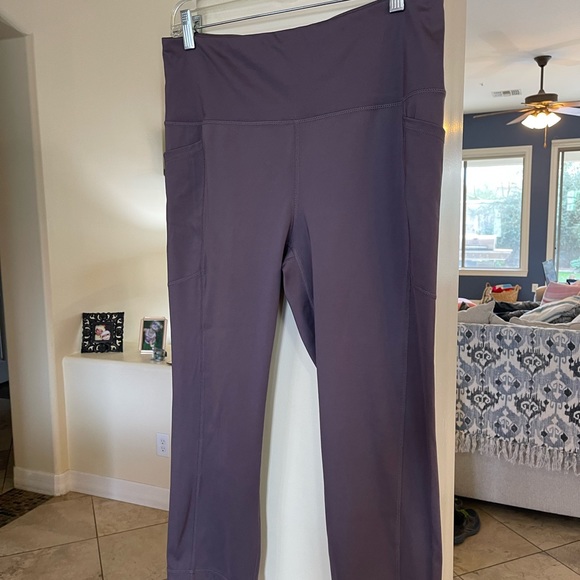 Women’s RBX XL Dusty Eggplant Yoga Pants/Leggings - Picture 2 of 4